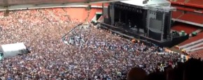 60.000 Fans Zingen Bohemian Rhapsody