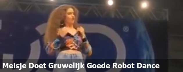 Meisje Doet Gruwelijk Goede Robot Dance